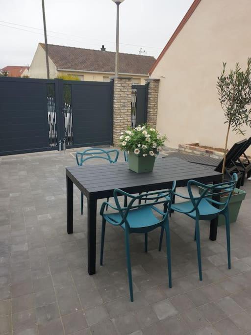 Maisonnette individuelle pour 4 personnes 2 chambres Terrasse - Design&Haute Qualité Bourbourg Extérieur photo